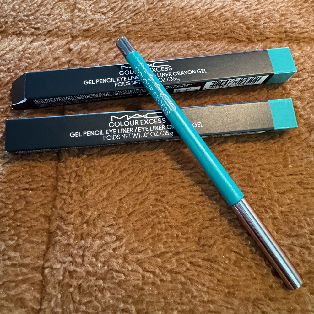 ❤️MAC Colour Excess Gel Pencil Eyeliner NWT - “The Last Word”